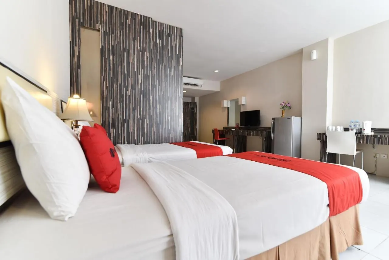 Hotel Reddoorz Plus @ Raya Legian